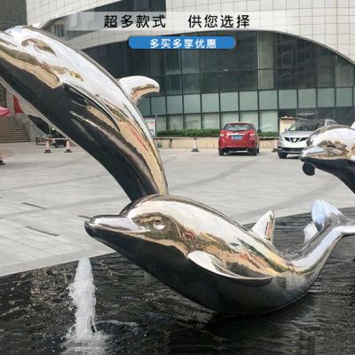 現代不銹鋼雕塑特點(diǎn)是什么