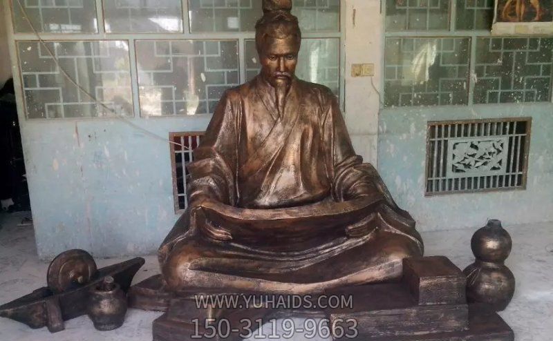 景區玻璃鋼仿銅古代人物坐著(zhù)的讀書(shū)雕塑