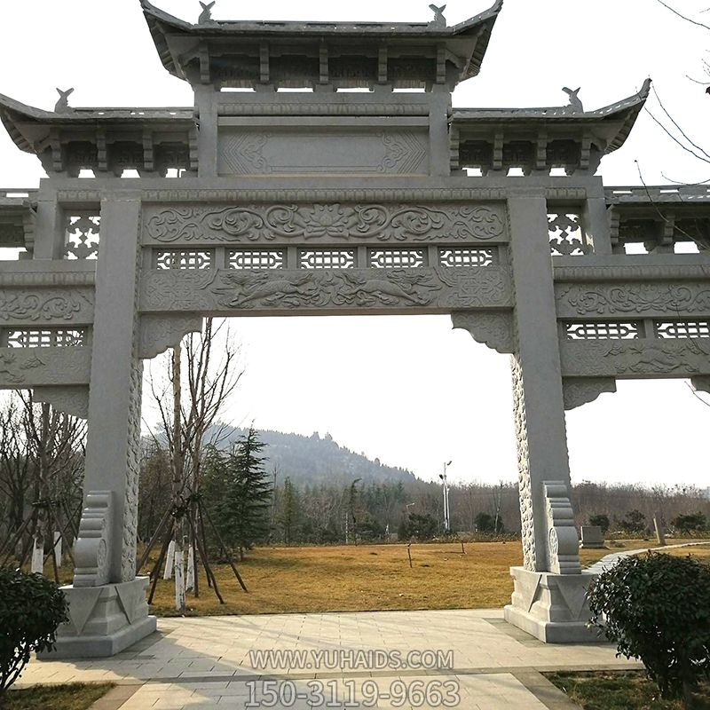 景區公園廣場(chǎng)青石仿古三門(mén)石雕牌坊雕塑