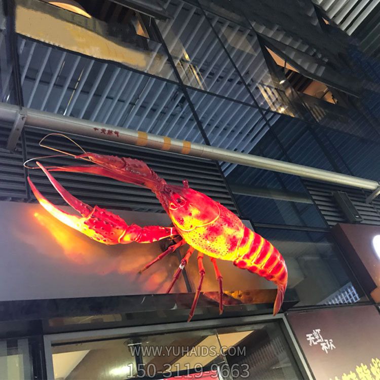 酒店門(mén)牌上放的帶燈玻璃鋼創(chuàng )意蝦雕塑