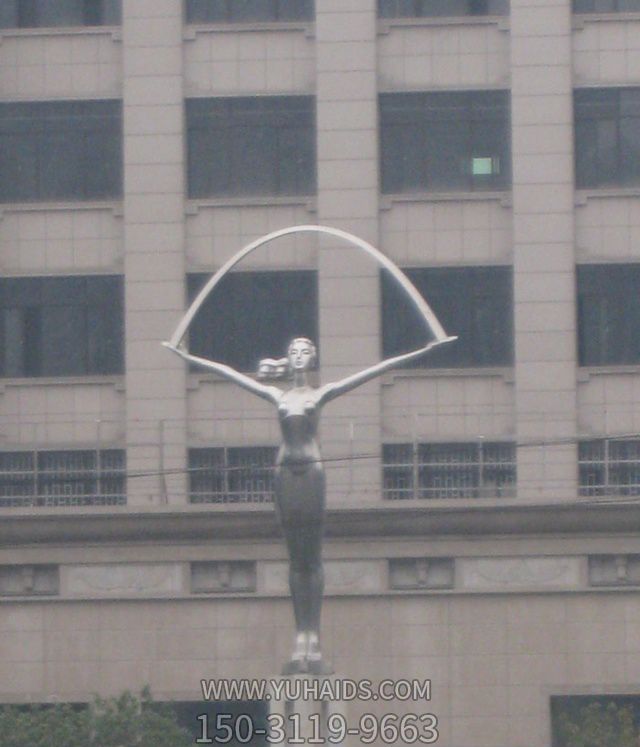校園不銹鋼創(chuàng )意女孩兒童雕塑