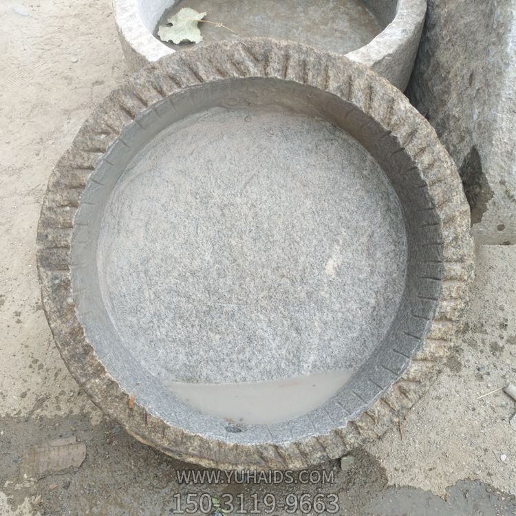 老舊石槽石頭魚(yú)缸花盆石缸水槽庭院陽(yáng)臺流水景觀(guān)雕塑