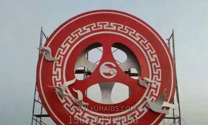 玻璃鋼創(chuàng )意抽象仿齒輪雕塑