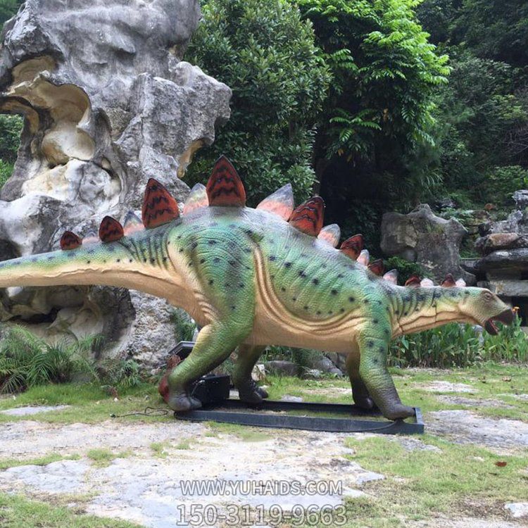 劍齒龍，玻璃鋼仿真恐龍仿生雕塑