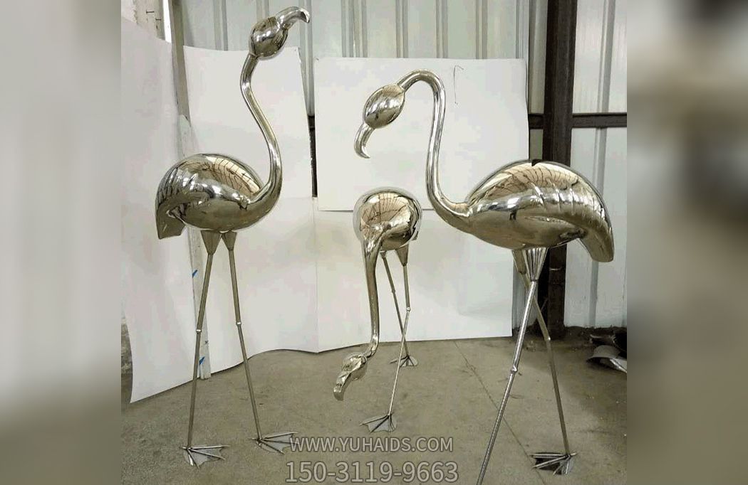 酒店三只創(chuàng )意不銹鋼火烈鳥(niǎo)雕塑