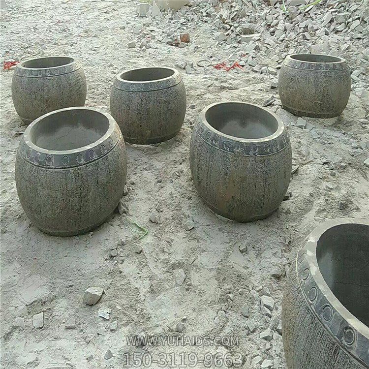 柱墩石，青石柱墩雕塑