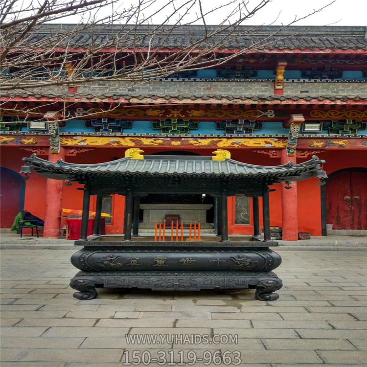 景區寺廟戶(hù)外擺放鑄銅長(cháng)形香爐雕塑