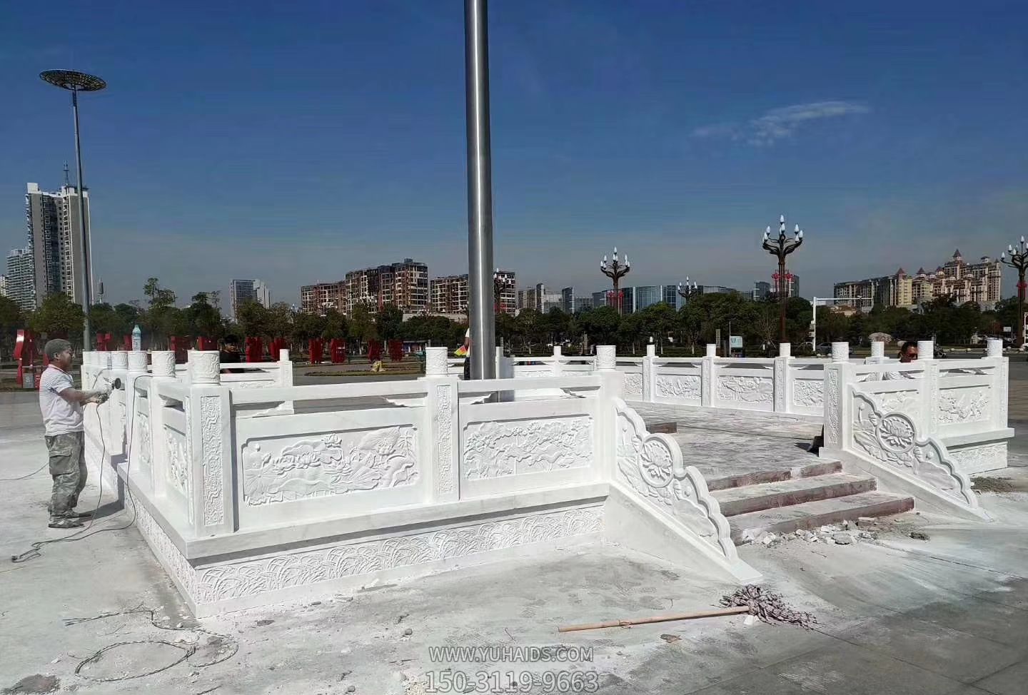 城市廣場(chǎng)升旗臺漢白玉圍欄桿雕塑