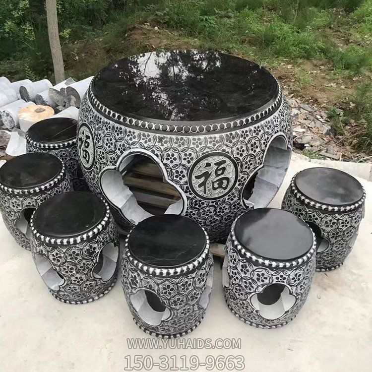 黑色，整石鏤雕，圓桌凳雕塑