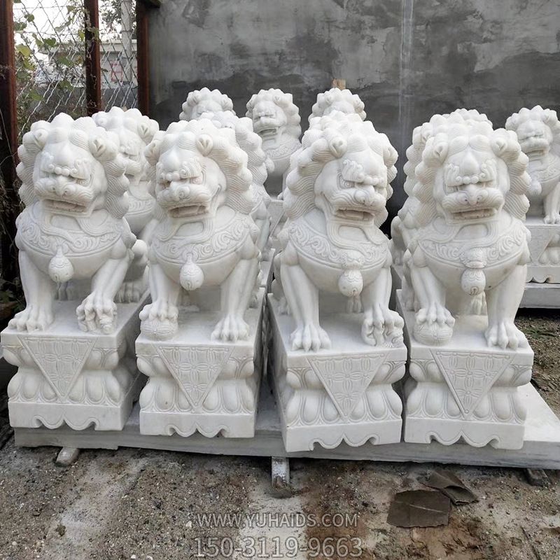 公園創(chuàng )意漢白玉石雕鎮宅辟邪的石獅子雕塑