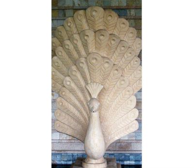 公園里三屏玻璃鋼創(chuàng  )意孔雀雕塑