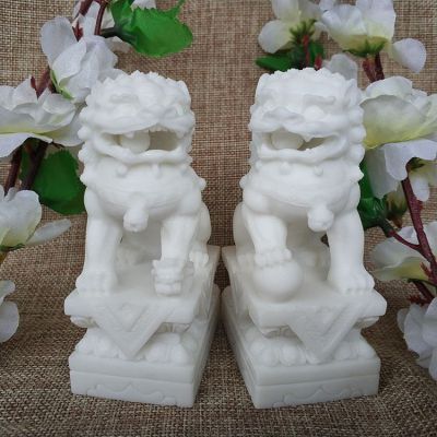 室內商廈潔白無(wú)瑕的漢白玉石雕一對招財獅子雕塑
