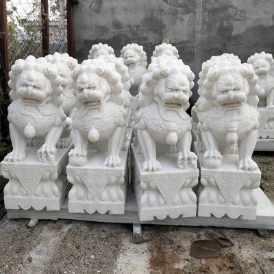公園創(chuàng  )意漢白玉石雕鎮宅辟邪的石獅子雕塑