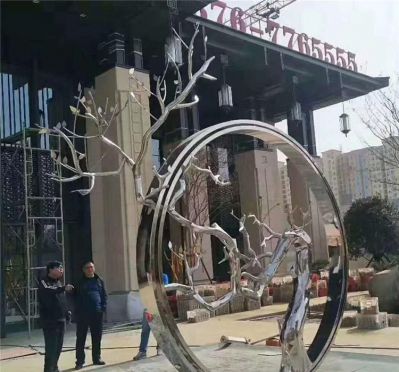 酒店戶(hù)外擺放不銹鋼鏡面樹(shù)枝雕塑