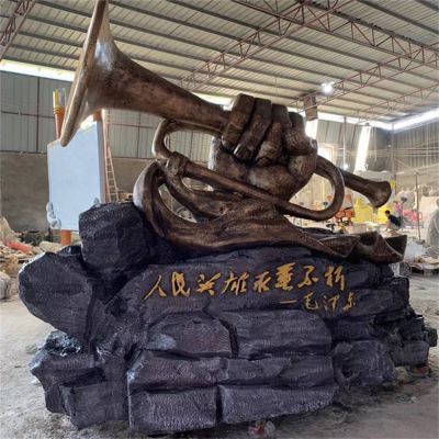 玻璃鋼鑄銅大型廣場(chǎng)勝利的號角主題紅軍文化雕塑