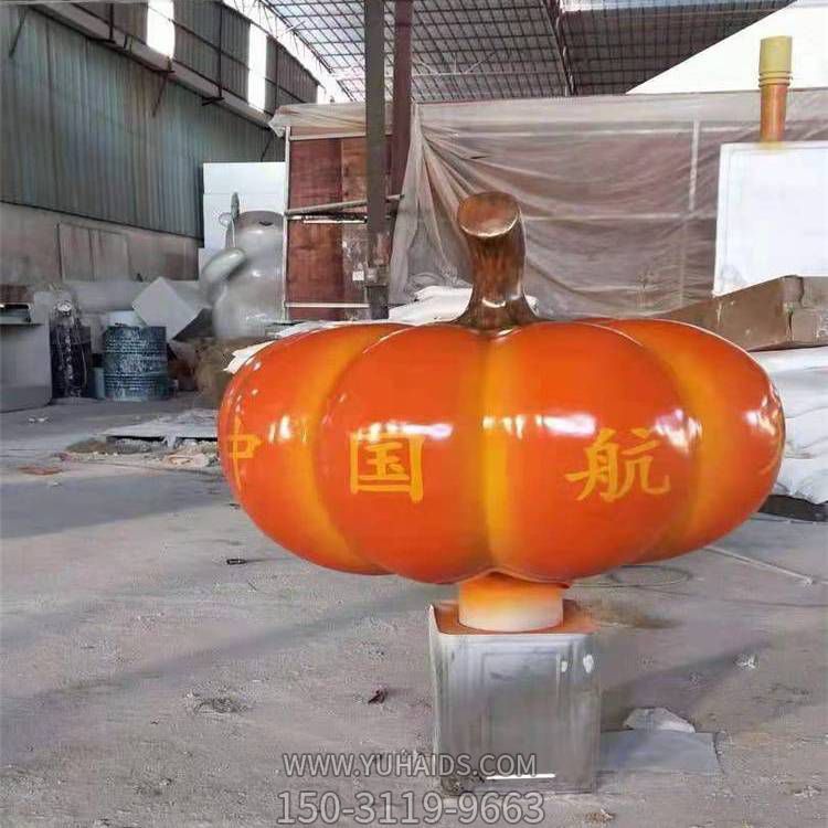 農場(chǎng)生態(tài)園林擺放玻璃鋼仿真南瓜蔬菜景觀(guān)雕塑