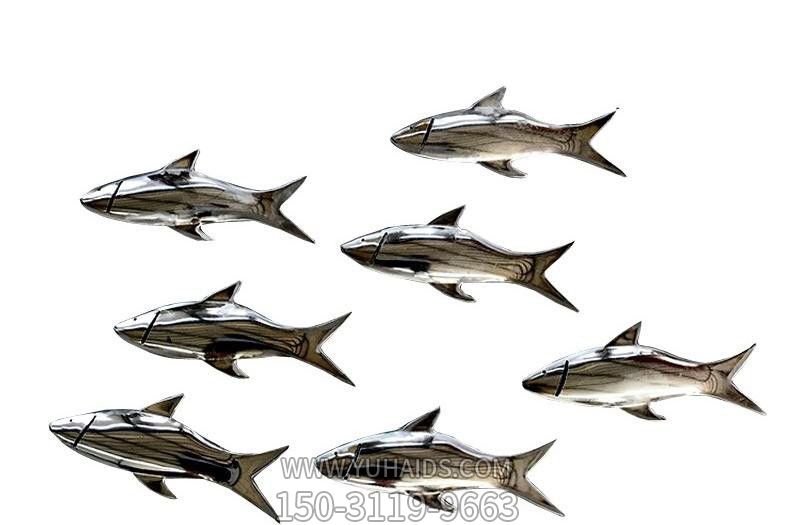 池塘一群不銹鋼創(chuàng )意魚(yú)雕塑