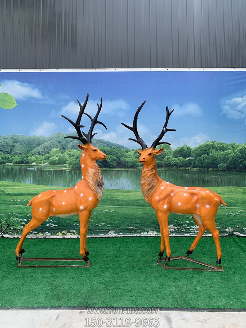 公園不銹鋼創(chuàng )意兩只玻璃鋼彩繪梅花鹿雕塑