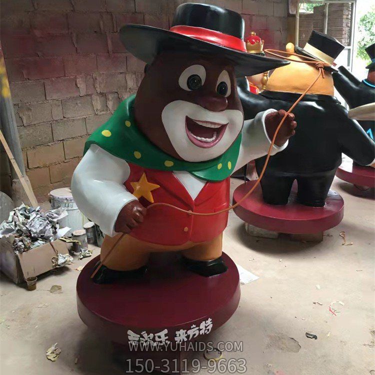 玻璃鋼卡通商場(chǎng)游樂(lè )園熊出沒(méi)動(dòng)畫(huà)人物景觀(guān)雕塑