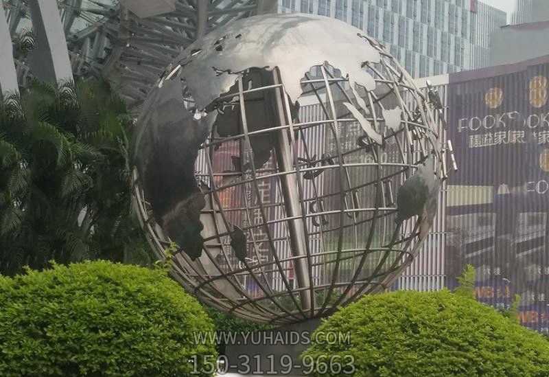 公園小區大型仿真地球儀玻璃鋼創(chuàng )意街邊地球儀雕塑