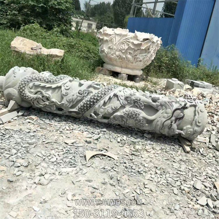 青石龍柱，高浮雕龍紋柱子雕塑