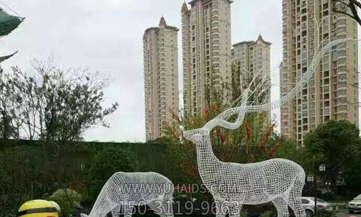廣場(chǎng)大型創(chuàng )意景觀(guān)不銹鋼梅花鹿雕塑