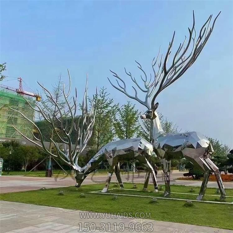 小區景觀(guān)不銹鋼鏡面大型梅花鹿雕塑