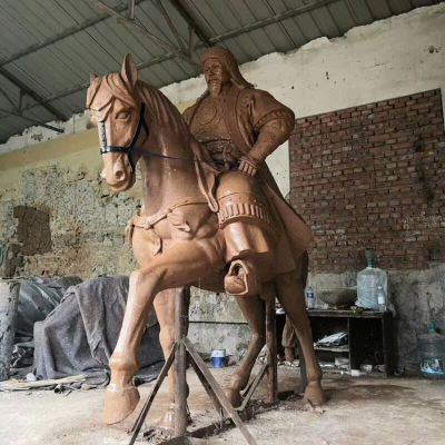 戶(hù)外景點(diǎn)泥雕古代將軍騎馬雕像雕塑模型
