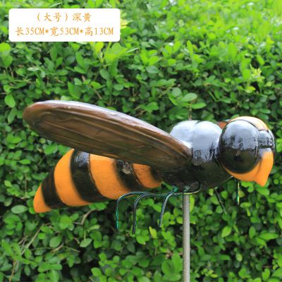 學(xué)校公園小區草坪彩繪玻璃鋼蜜蜂雕塑