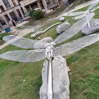 戶(hù)外大型不銹鋼鏤空創(chuàng  )意園林蜻蜓雕塑
