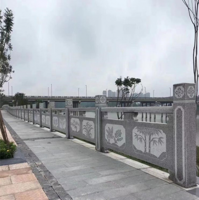 花崗巖雕花石欄板，市政路橋護欄