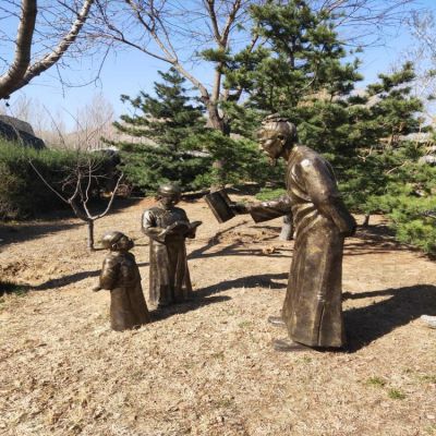 公園小區擺放玻璃鋼看書(shū)小男孩私塾學(xué)童小品雕塑