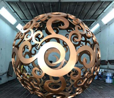 戶(hù)外廣場(chǎng)創(chuàng  )意金屬?lài)娊鹂酒徵U空球雕塑