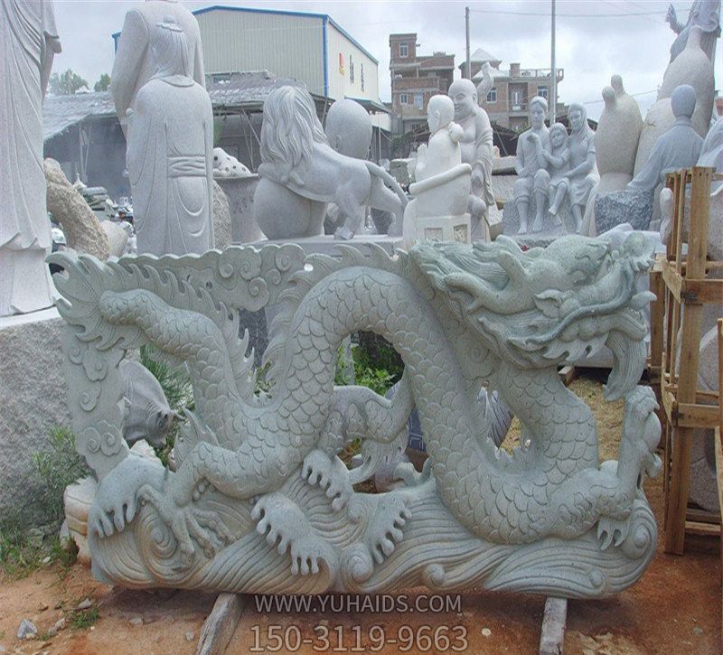 景區創(chuàng )意大理石石雕神獸龍雕塑