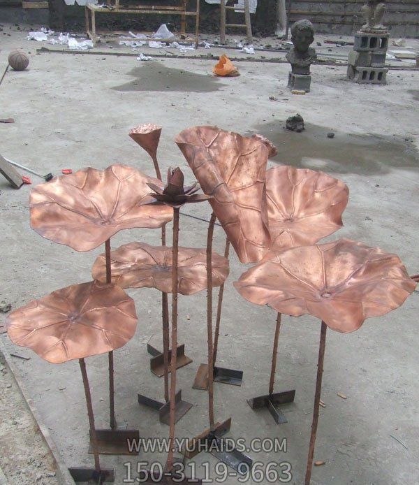 公園戶(hù)外鍛銅創(chuàng )意荷葉雕塑