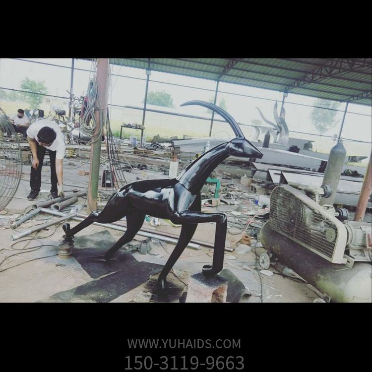 公園戶(hù)外抽象玻璃鋼動(dòng)物鹿雕塑