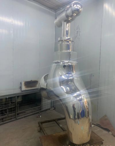 景區創(chuàng  )意不銹鋼鏡面大型水龍頭雕塑