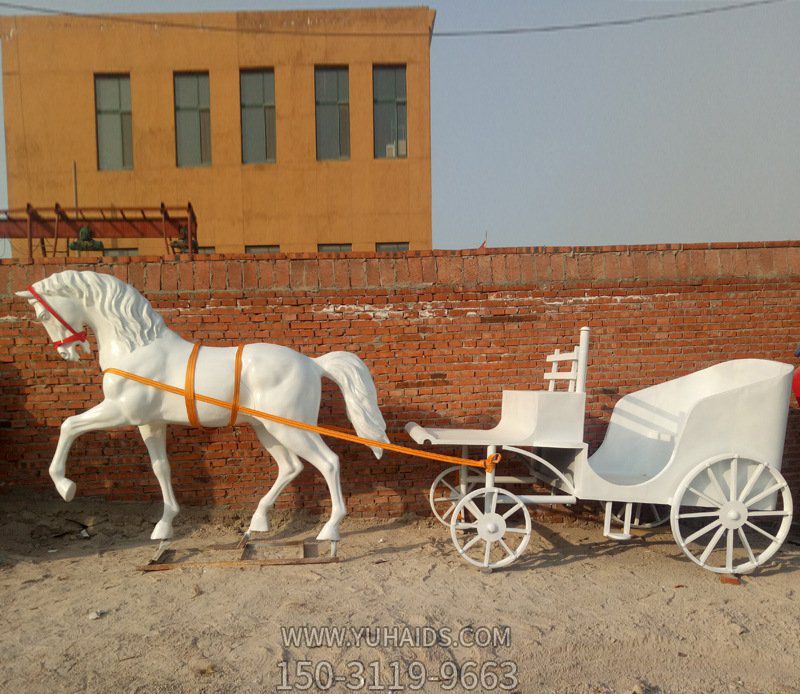 商場(chǎng)游樂(lè )場(chǎng)室外擺放漢白玉馬車(chē)石雕雕塑