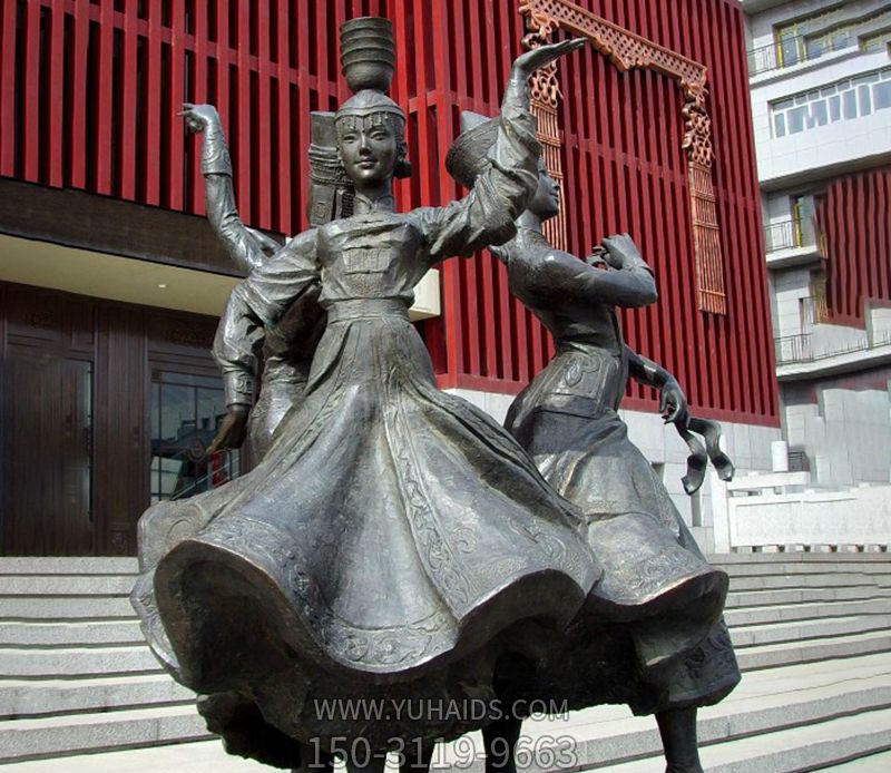 廣場(chǎng)少數民族美女跳舞青銅雕塑