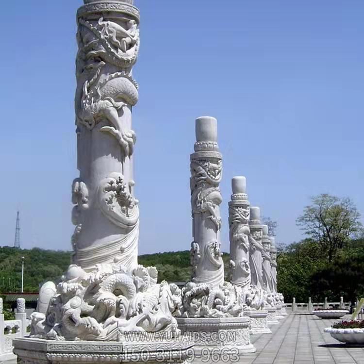 景點(diǎn)廣場(chǎng)擺放大理石現代方形文化柱盤(pán)龍柱雕塑