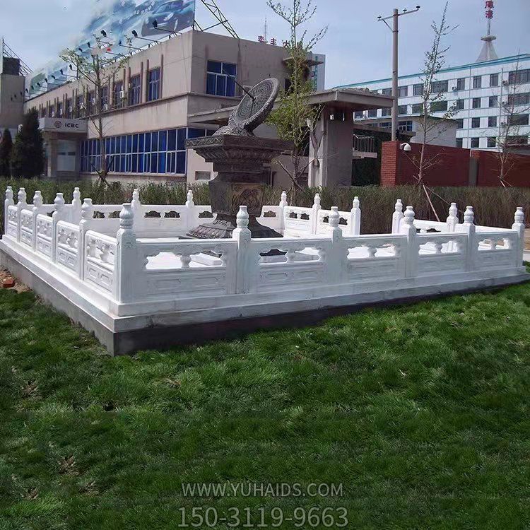 漢白玉天然石雕刻校園廣場(chǎng)升旗臺圍欄欄桿雕塑
