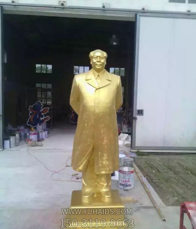 戶(hù)外景區玻璃鋼鎏金偉大領(lǐng)袖毛澤東雕塑