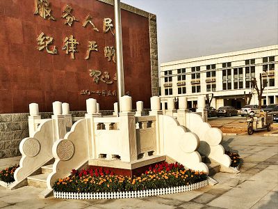 政府單位廣場(chǎng)擺放大理石升旗臺