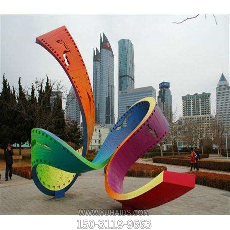 不銹鋼彩繪噴漆抽象廣場(chǎng)大型膠卷城市景觀(guān)雕塑