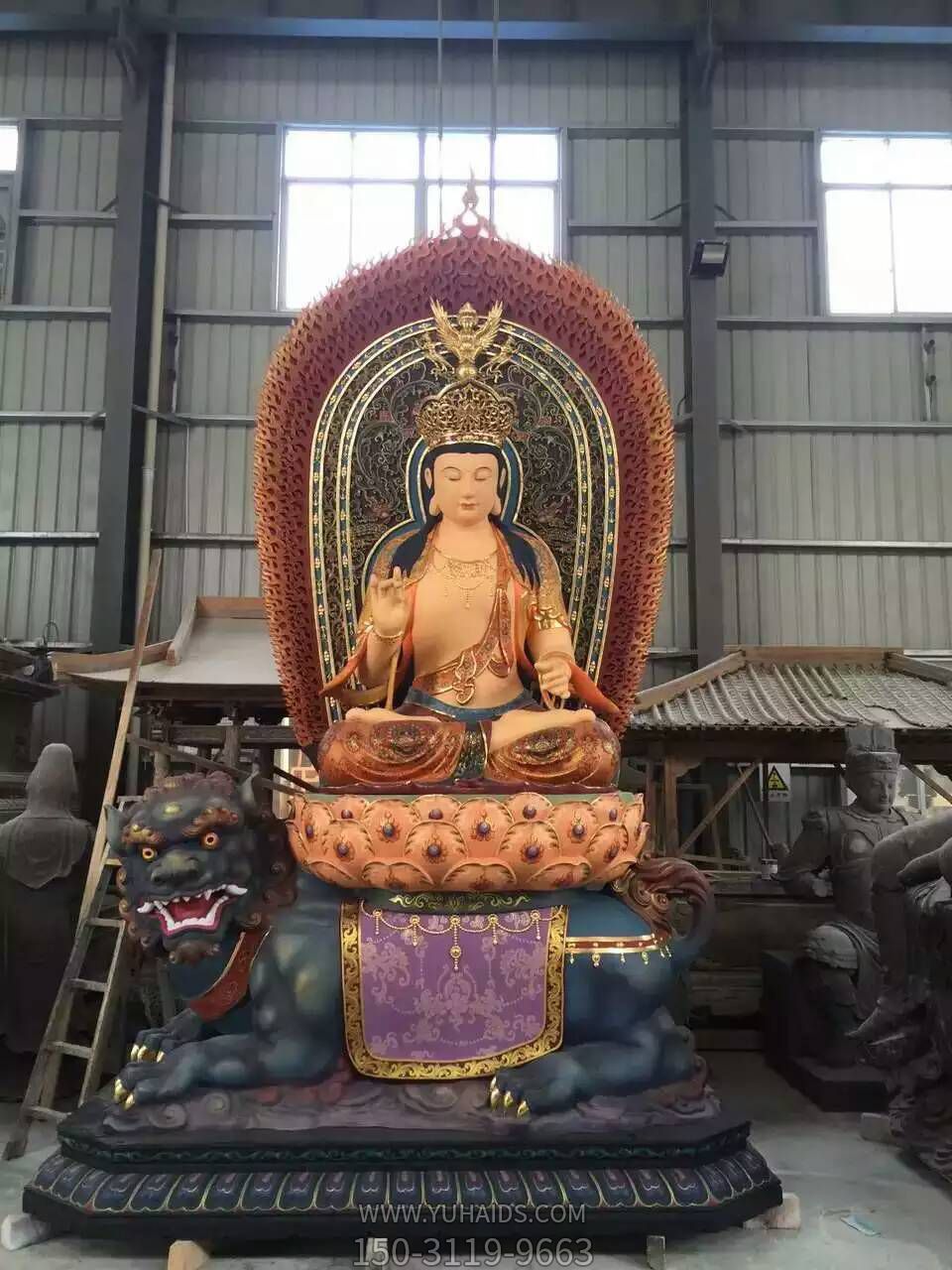 玻璃鋼彩繪創(chuàng )意佛像三圣雕塑