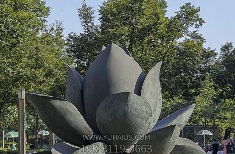 廣場(chǎng)公園不銹鋼創(chuàng )意荷花雕塑