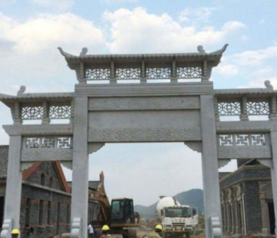 古鎮新中式鏤空三門(mén)大理石牌坊石雕