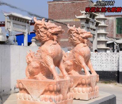 景區庭院門(mén)口天然石材石雕神獸麒麟雕塑
