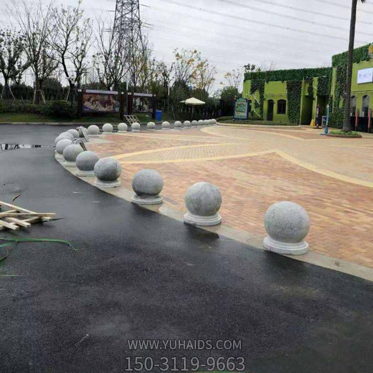 園林公園大理石石雕戶(hù)外車(chē)阻石雕塑