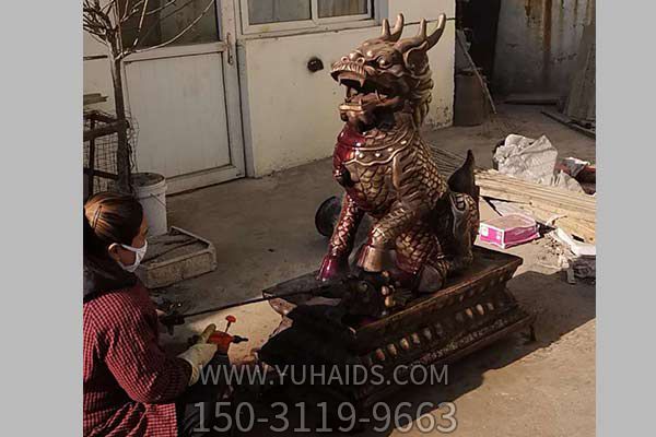 麒麟雕塑-戶(hù)外景區不銹鋼鎏金動(dòng)物景觀(guān)麒麟雕塑